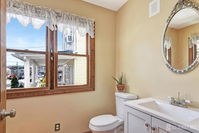 352 Parker Ave, South Amboy, NJ 08879 - half bathroom with toilet and vanity