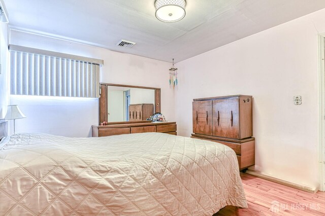 6 Schuyler Dr, Edison, NJ 08817 - bedroom featuring wood finished floors