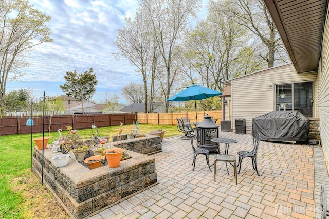 6 Schuyler Dr, Edison, NJ 08817 - view of patio with outdoor dining area and grilling area