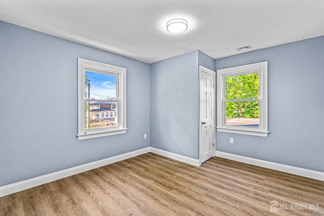 790 Ridge Rd, South Brunswick, NJ 08852 - unfurnished bedroom featuring wood finished floors and baseboards