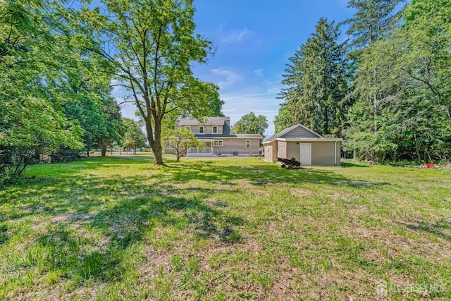790 Ridge Rd, South Brunswick, NJ 08852 - view of green lawn with a storage unit