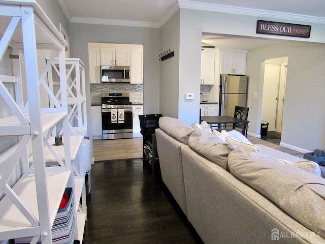1029 Cricket Ln, Woodbridge Proper, NJ 07095 - living area with dark wood finished floors, crown molding, and baseboards