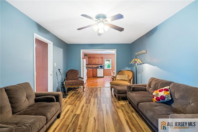 11 N Westfield Rd, Howell, NJ 07731 - photo 32