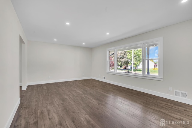 18 Heritage Dr, Edison, NJ 08820 - unfurnished room featuring dark wood-style flooring and recessed lighting