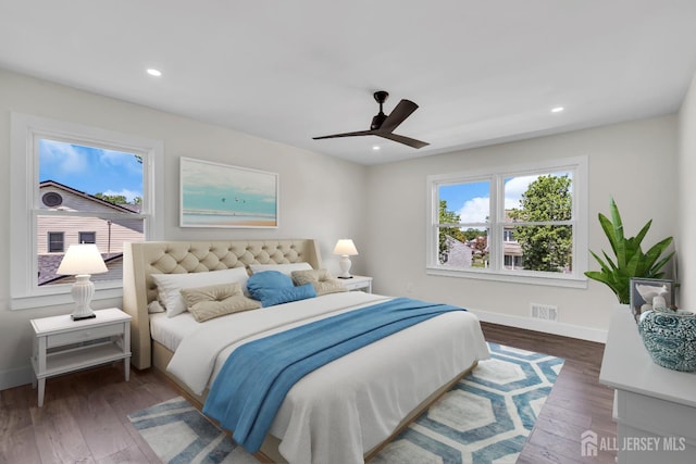 18 Heritage Dr, Edison, NJ 08820 - bedroom featuring baseboards, wood finished floors, recessed lighting, and ceiling fan