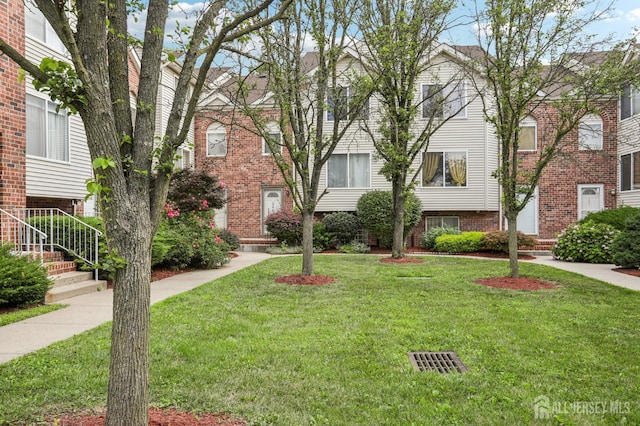 306 Holly Dr, Perth Amboy, NJ 08861 - photo 3