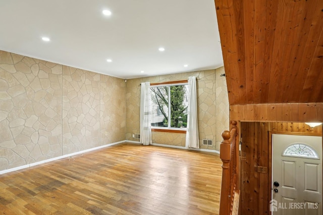 306 Holly Dr, Perth Amboy, NJ 08861 - photo 5