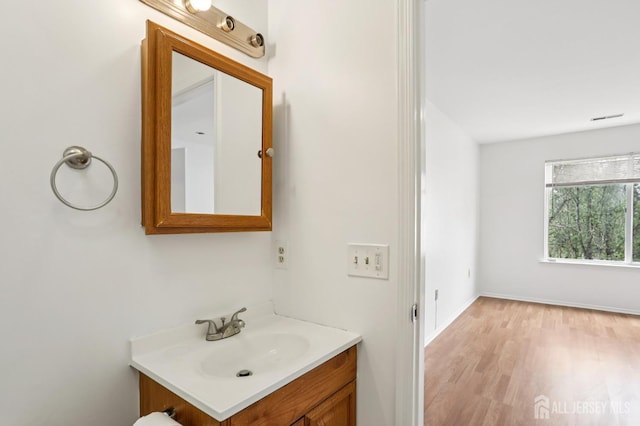 306 Holly Dr, Perth Amboy, NJ 08861 - photo 28