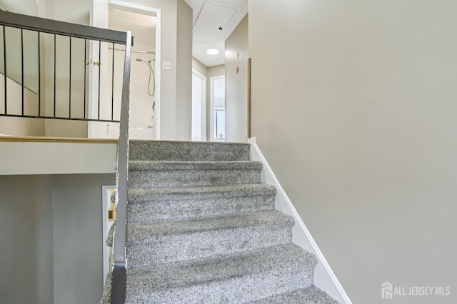 306 Holly Dr, Perth Amboy, NJ 08861 - photo 18