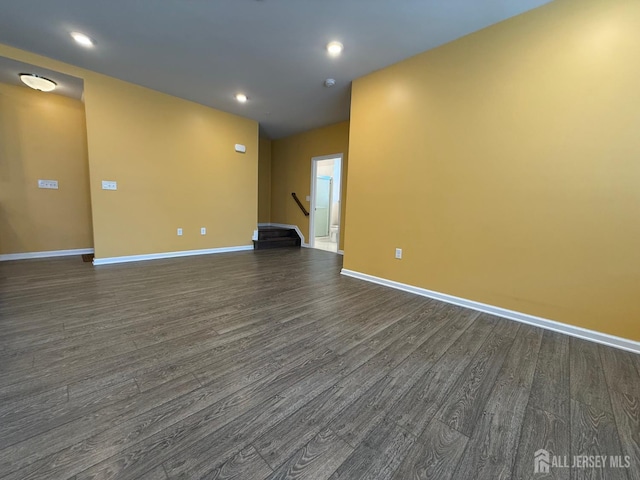 307 Dickson Ct, Highland Park, NJ 08904 - photo 7
