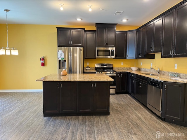 307 Dickson Ct, Highland Park, NJ 08904 - photo 4