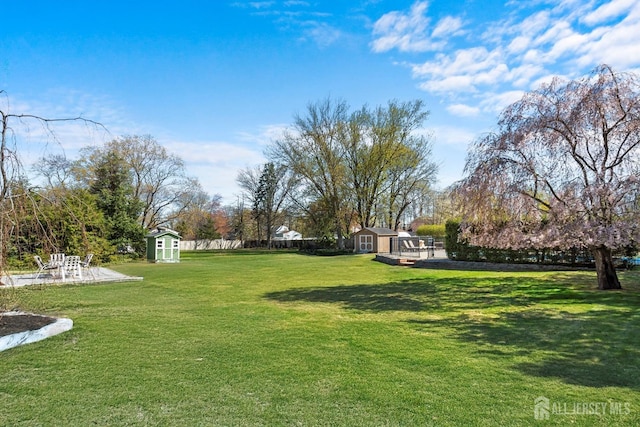 46 Hosford Ave, Leonardo, NJ 07737 - view of yard featuring a patio