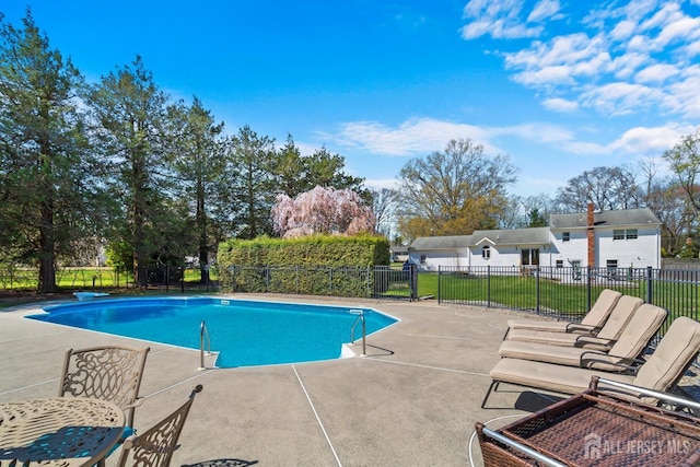 46 Hosford Ave, Leonardo, NJ 07737 - view of swimming pool featuring a patio