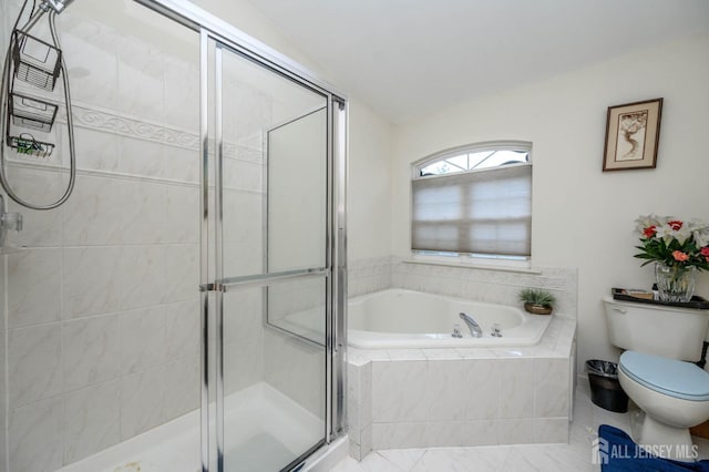 31 Capica Ct Unit 79, Old Bridge, NJ 08879 - bathroom featuring toilet, a garden tub, a shower stall, and vaulted ceiling