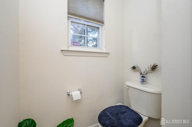 31 Capica Ct Unit 79, Old Bridge, NJ 08879 - half bathroom with toilet