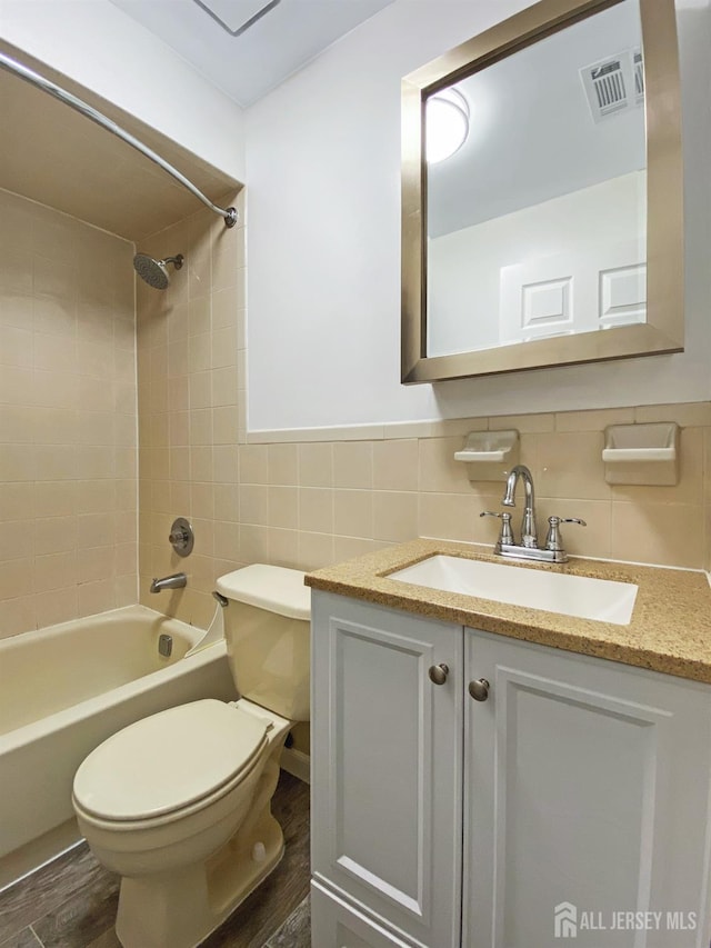 3910 Birchwood Ct, North Brunswick, NJ 08902 - photo 8
