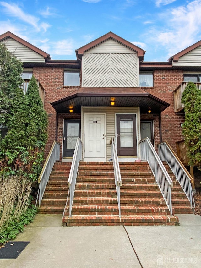 3910 Birchwood Ct, North Brunswick, NJ 08902 - photo 1
