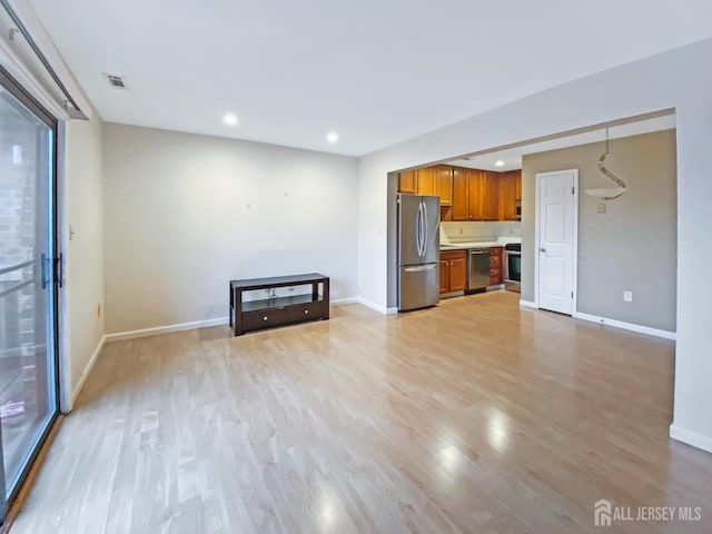 3910 Birchwood Ct, North Brunswick, NJ 08902 - photo 2