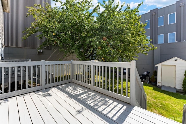 284 Silzer St, Perth Amboy, NJ 08861 - photo 40