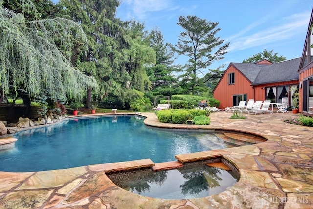 25 Deer Path, Holmdel, NJ 07733 - view of pool with a patio area and a pool with connected hot tub