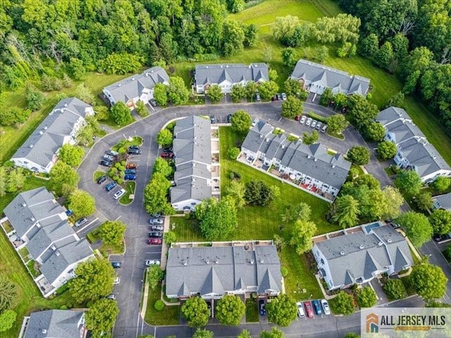 303 Harvest Ln, South Brunswick, NJ 08852 - aerial view of property and surrounding area featuring nearby suburban area