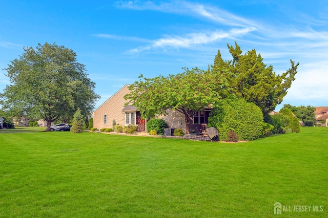 3 William Harrison Dr Unit A, Monroe, NJ 08831 - view of front of house featuring a front lawn