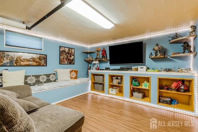 229 Harris Ave, Middlesex, NJ 08846 - living room with wood finished floors