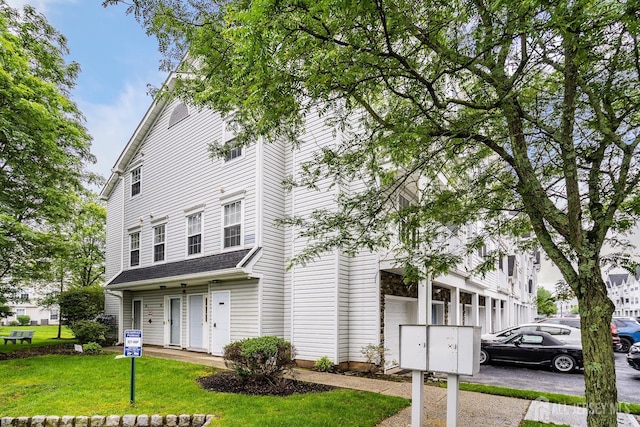 116 Prestwick Way, Edison, NJ 08820 - view of front of home with a front yard