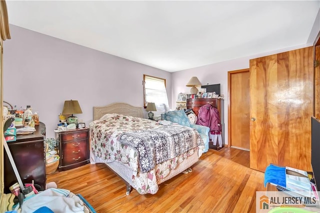 20 Kennedy St, Iselin, NJ 08830 - bedroom featuring wood finished floors