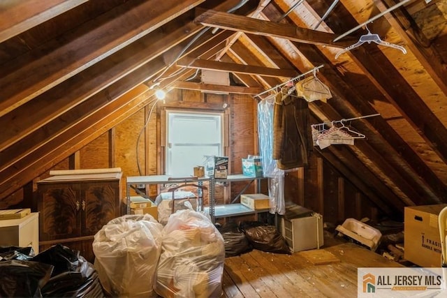 5 Berkley Blvd, Iselin, NJ 08830 - view of unfinished attic