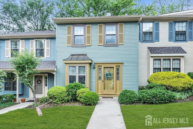223 Perth Hill Ct, Matawan, NJ 07747 - multi unit property with a front yard