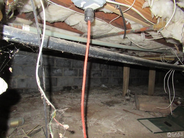 68 Macarthur Ave, Sayreville, NJ 08872 - below grade area featuring crawl space and concrete block wall