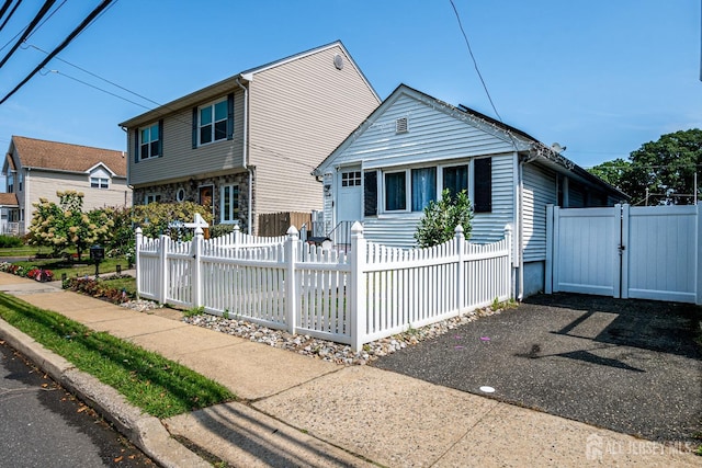 view of front of home