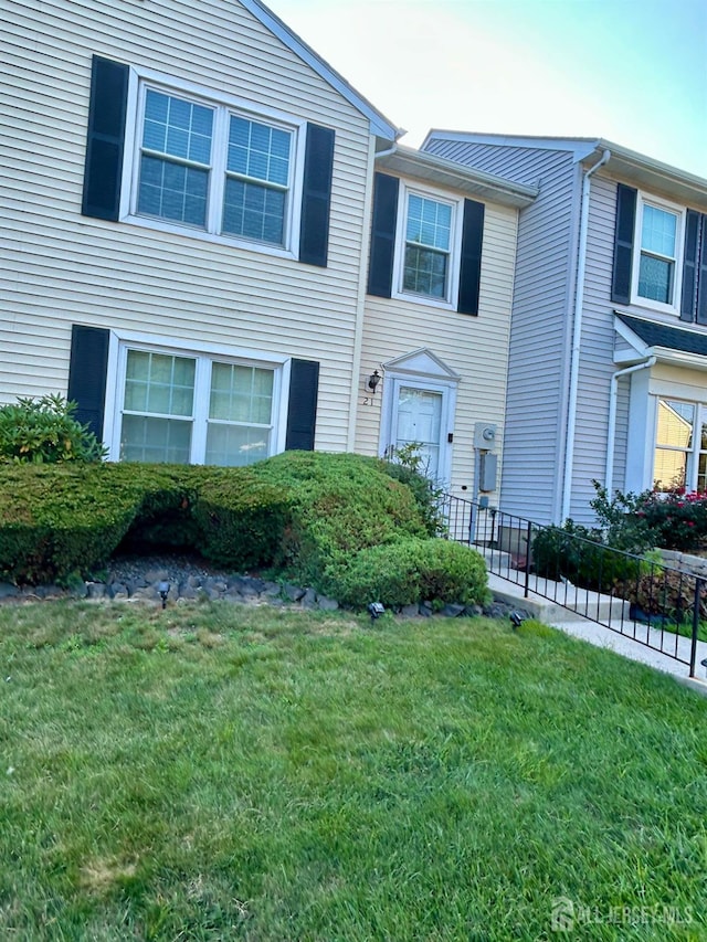 21 Byrne Ln W, Sayreville, NJ 08872 - photo 1