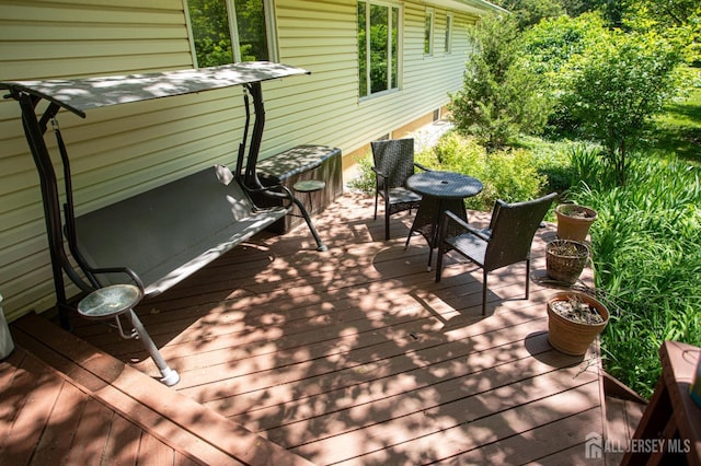 282 Bridgepoint Rd, Montgomery, NJ 08502 - view of wooden deck