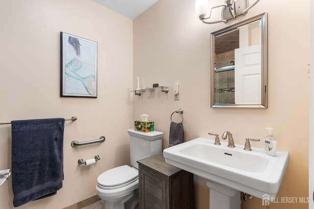13 Quincy Rd, East Brunswick, NJ 08816 - bathroom with toilet and a shower