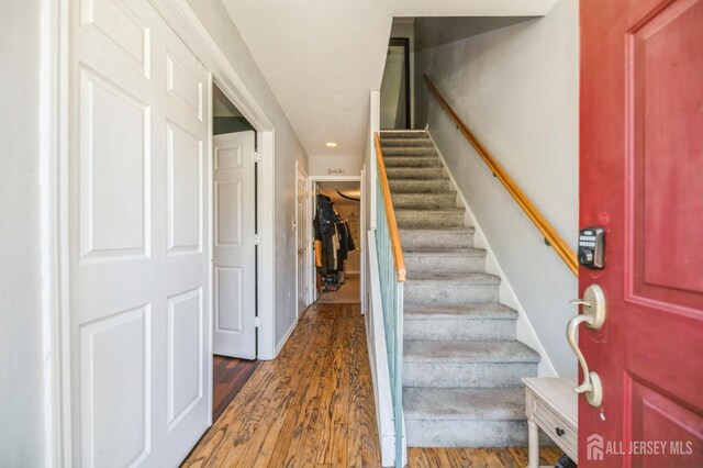 109 Giera Ct, Sayreville, NJ 08859 - photo 3