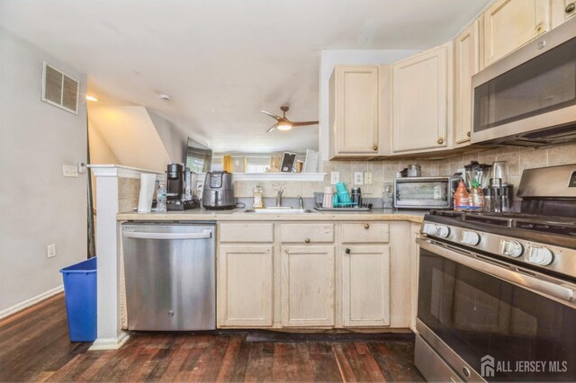 109 Giera Ct, Sayreville, NJ 08859 - photo 14