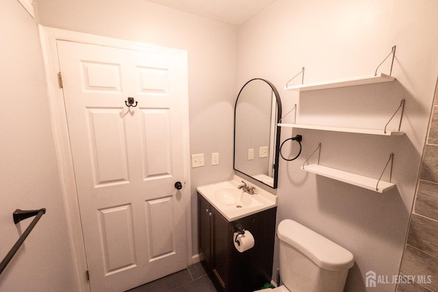 4319 Birchwood Ct, North Brunswick, NJ 08902 - bathroom with vanity and toilet