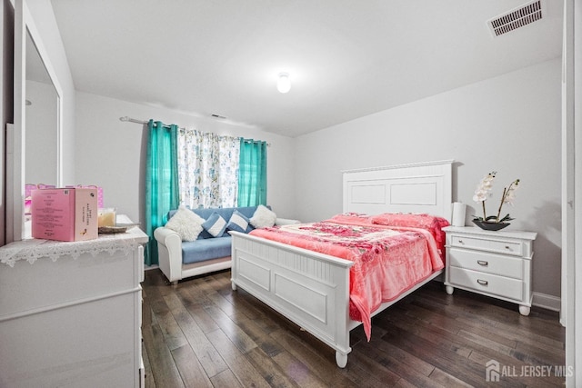 767 Coolidge Ave, Woodbridge Proper, NJ 07095 - bedroom with dark wood-type flooring