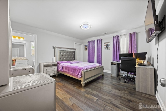 767 Coolidge Ave, Woodbridge Proper, NJ 07095 - bedroom with dark wood-style flooring and an office area