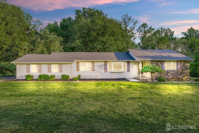 4 Hickory Trl, Flemington, NJ 08822 - single story home with a front lawn and stone siding