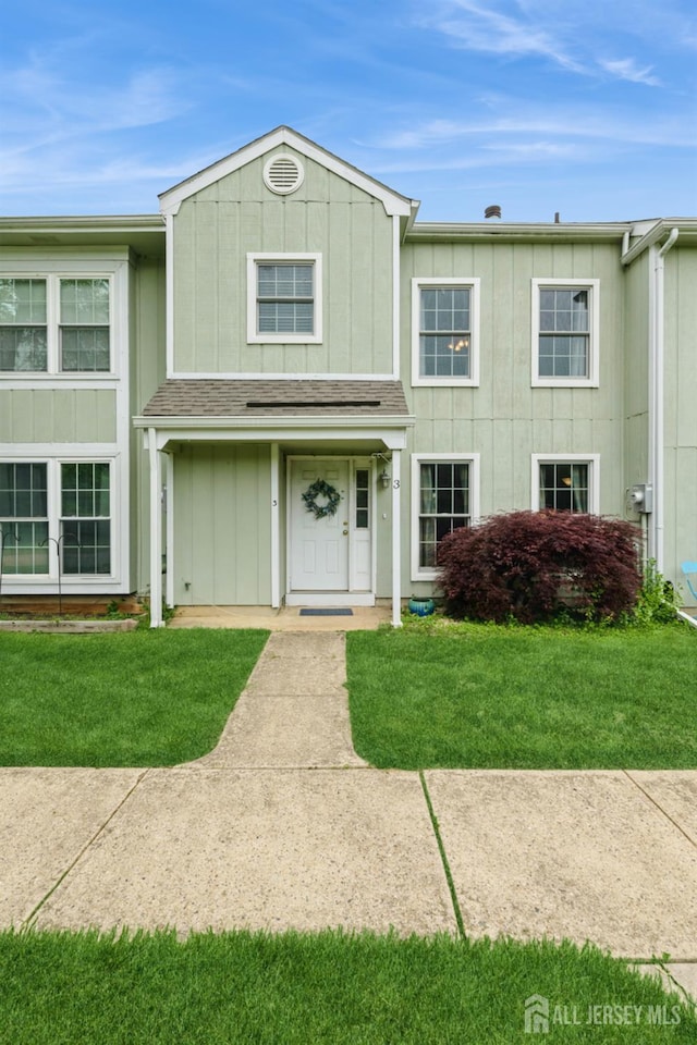 3 Pond View Dr, Plainsboro, NJ 08536 - view of front facade with board and batten siding and a front yard