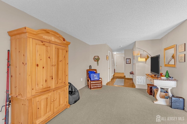 39 Hampshire Dr, Plainsboro, NJ 08536 - photo 14