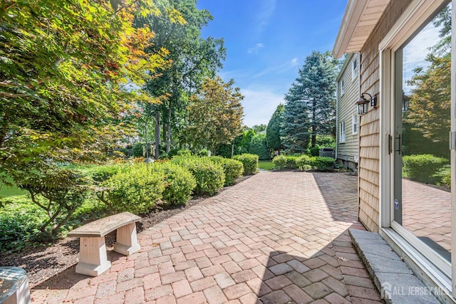 30 Daniel Dr, Matawan, NJ 07747 - view of patio