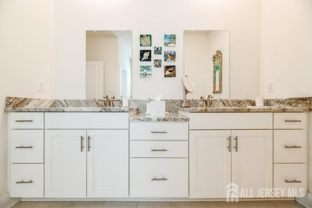 20 Metro Dr, Monroe, NJ 08831 - full bath with double vanity