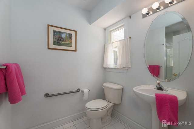 3 Wheatsheaf Ct, Plainsboro, NJ 08536 - bathroom featuring baseboards and tile patterned floors
