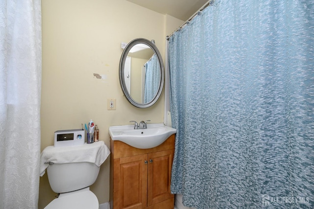 109 Washington St, Perth Amboy, NJ 08861 - bathroom featuring toilet and vanity