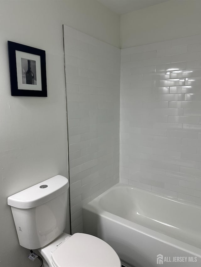 28 Delavan Ct, New Brunswick, NJ 08901 - photo 9