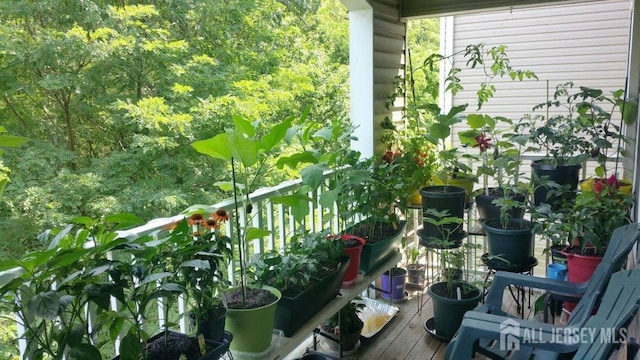 326 Sloan Ct, Matawan, NJ 07747 - view of balcony